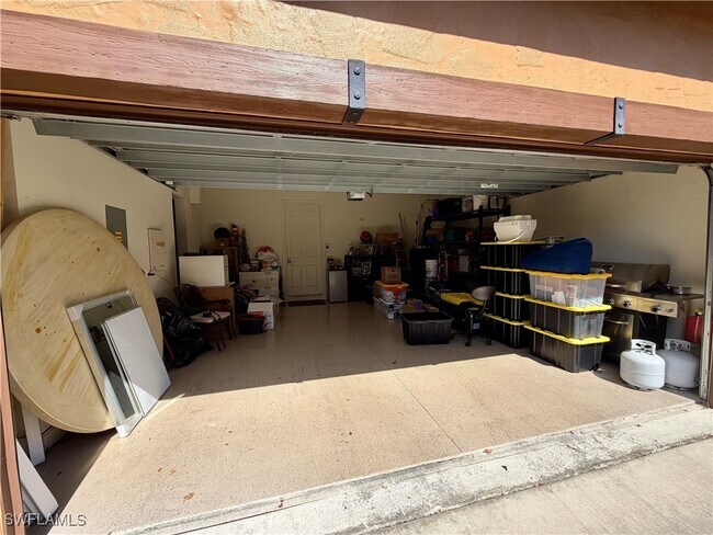 Building Photo - 9109 Yuba Ln