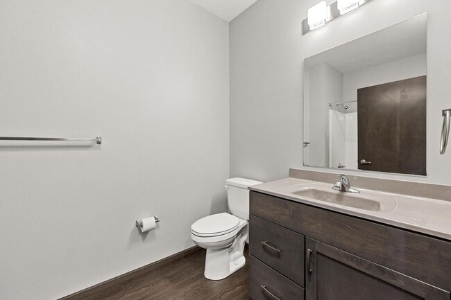 Building Photo - End Unit Townhome Just Blocks Away From Do...