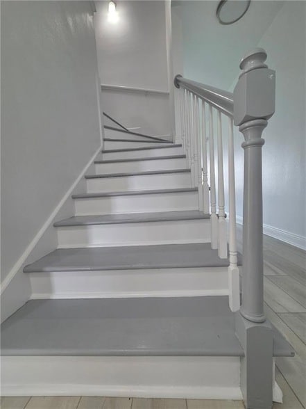 Building Photo - 878 Marina Dr