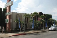 Building Photo - Townhouse Arrow Apts