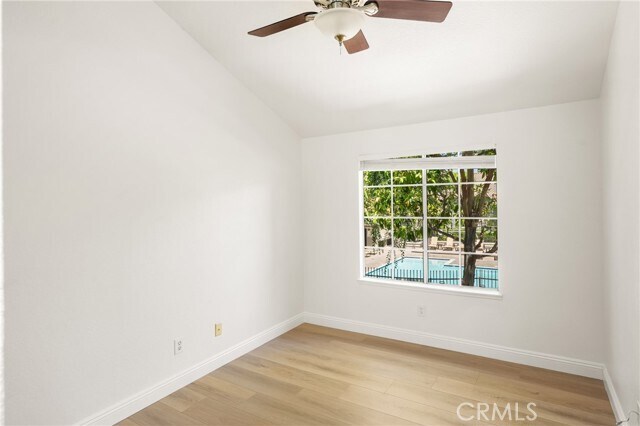 Building Photo - 54 Tamarac Pl