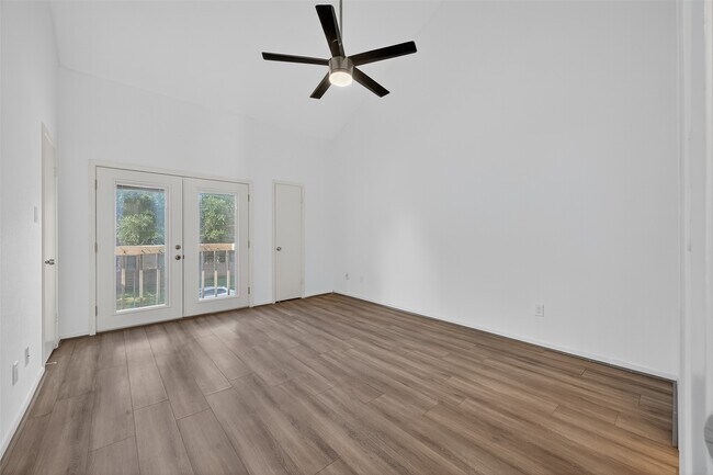 Building Photo - 12691 Briar Patch Dr