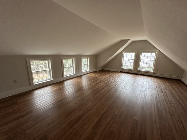 Building Photo - 618 Shearer Hill Rd