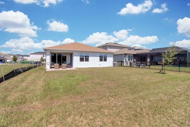 Building Photo - 2081 Mossy Vine Ave