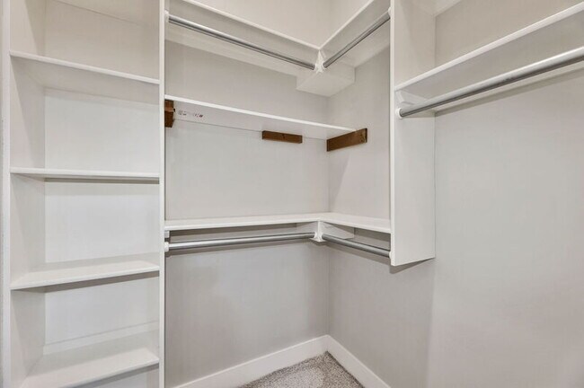 Building Photo - 2216 Quivira Cir