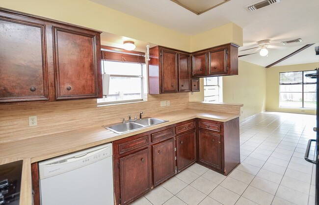 Building Photo - 13107 Northfleet Dr