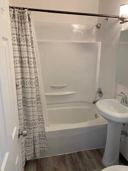 Building Photo - 2719 8th Ave N