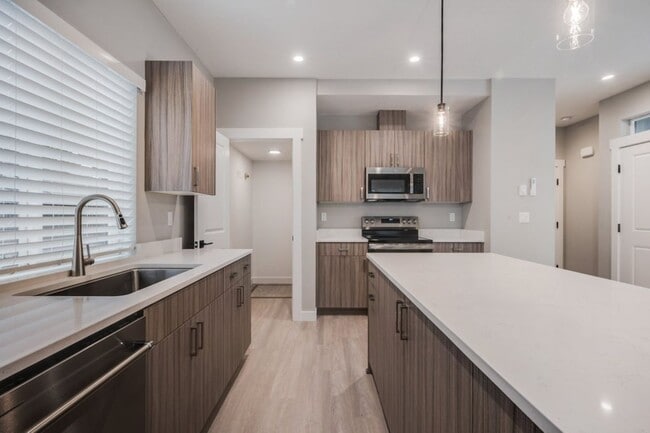 Building Photo - Beautiful Home in CDA for Rent