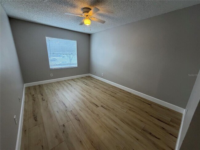 Building Photo - 4160 Pershing Pointe Pl
