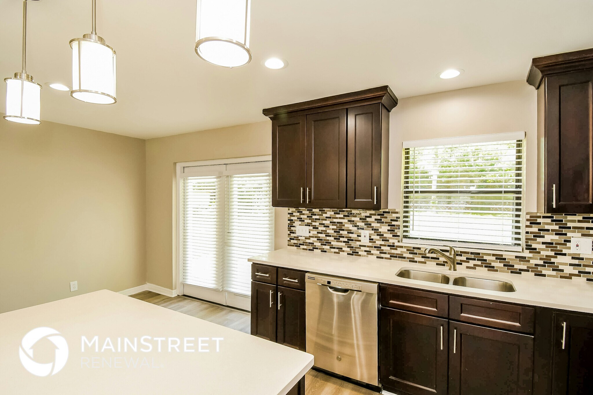 Building Photo - 5534 Enchanted Dr