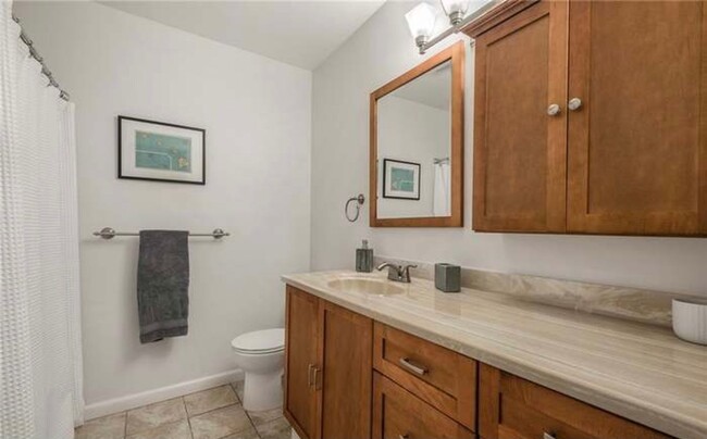 Building Photo - Love at First Sight - Beautiful 3 Bedroom ...