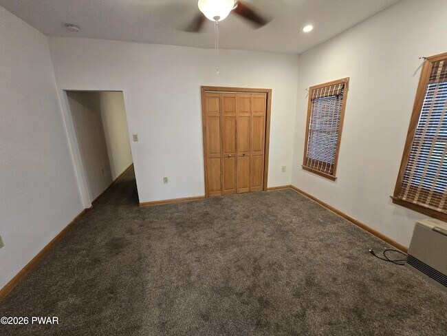 Building Photo - 1121 Monroe Ave