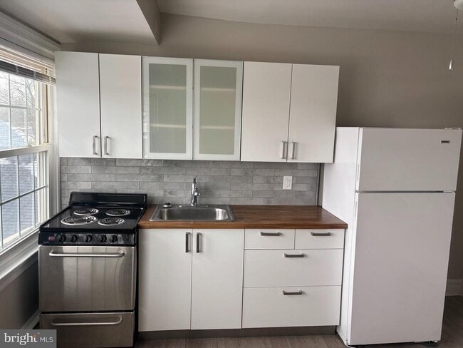 Building Photo - 3 E Baltimore Ave