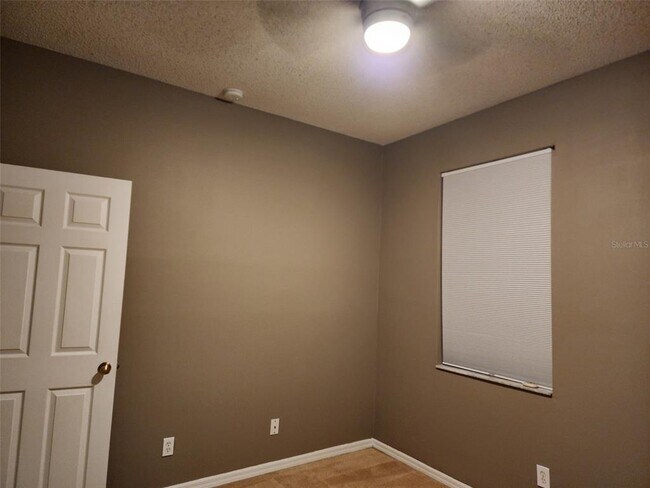 Building Photo - 4025 Shawn Cir