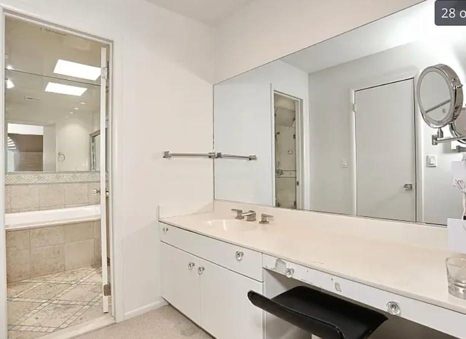 Building Photo - 362 French Ct