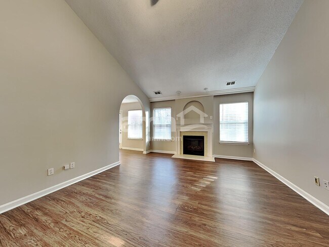 Building Photo - 6902 Brachnell View Dr