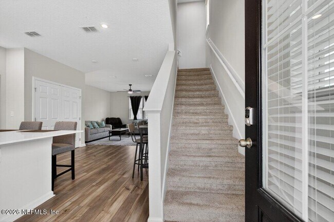 Building Photo - 91 Cordelle St