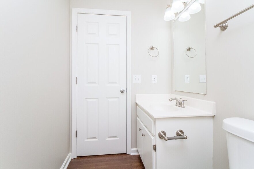 Building Photo - 101 Brandy Ct