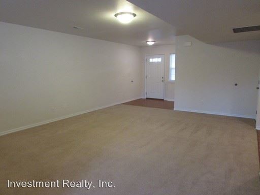 Building Photo - 128 Andrews Dr