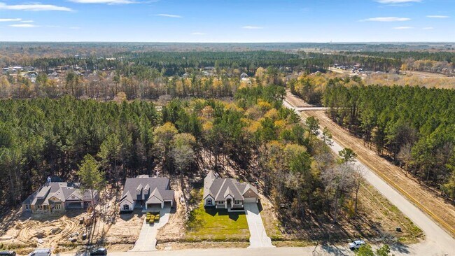 Building Photo - 1433 Rd 66113