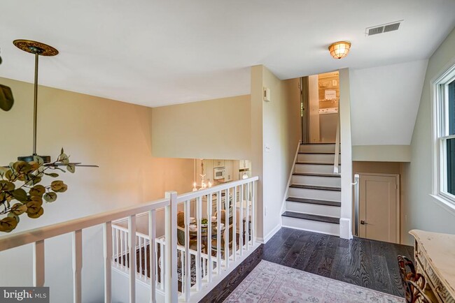 Building Photo - 7531 Chrisland Cove
