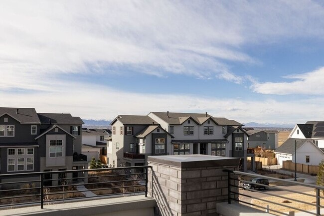 Building Photo - 6358 N Elmira Ct