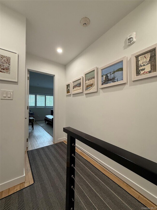 Building Photo - 3041 Mitchell Rd