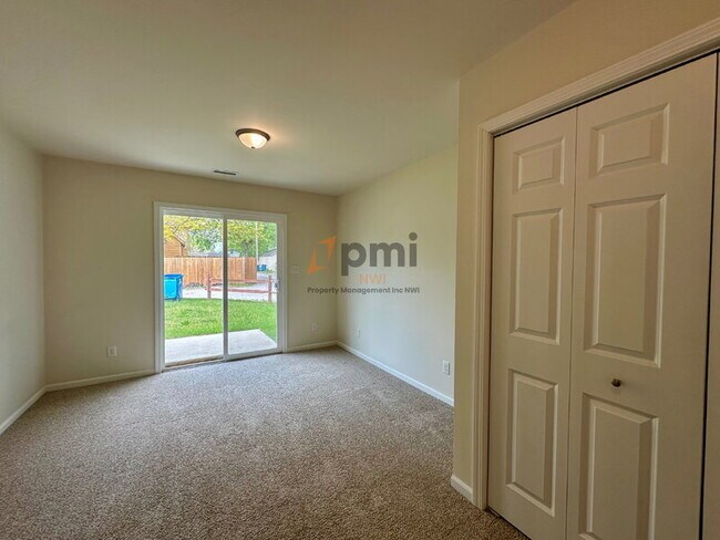 Building Photo - 122-124-124 Park Ave