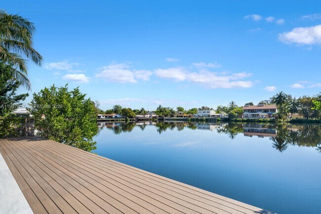 Building Photo - 19721 NE 23rd Ave