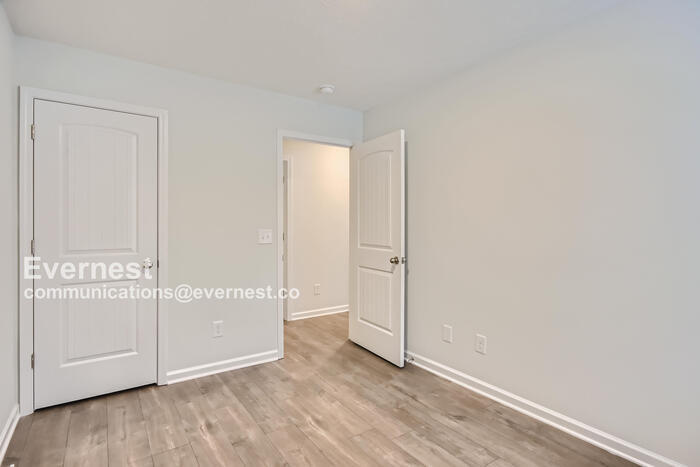 Building Photo - 229 Ansley Wy