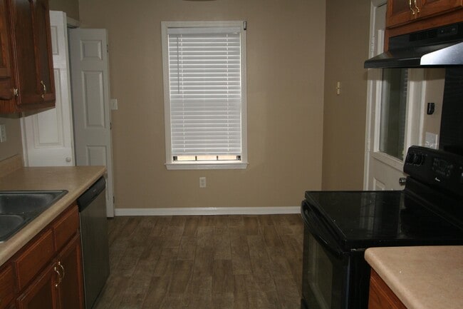 Building Photo - 9793 Riggan Dr