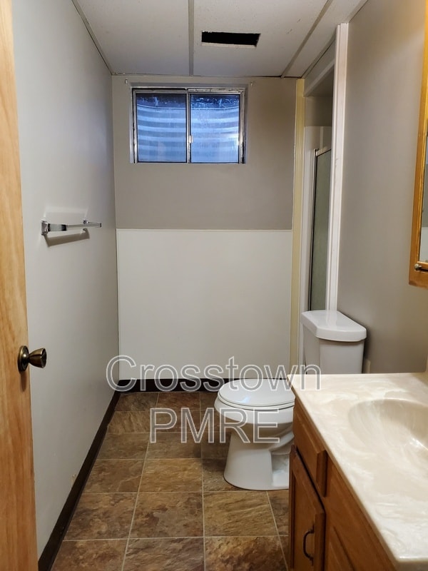 Building Photo - 1105 1st St