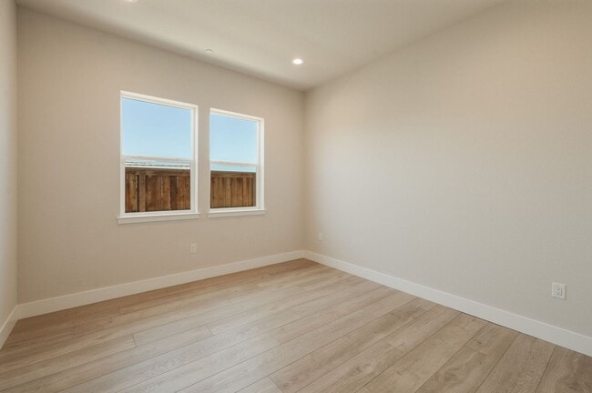 Building Photo - Newly Built 5BR Luxury Home in El Dorado Hills – 3,926 Sq Ft!
