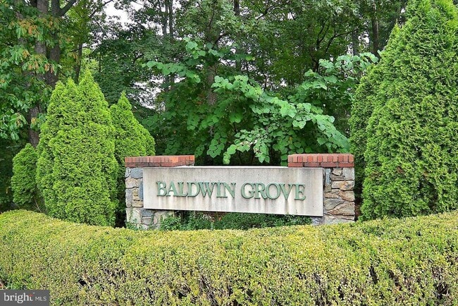 Building Photo - 1334 Garden Wall Cir