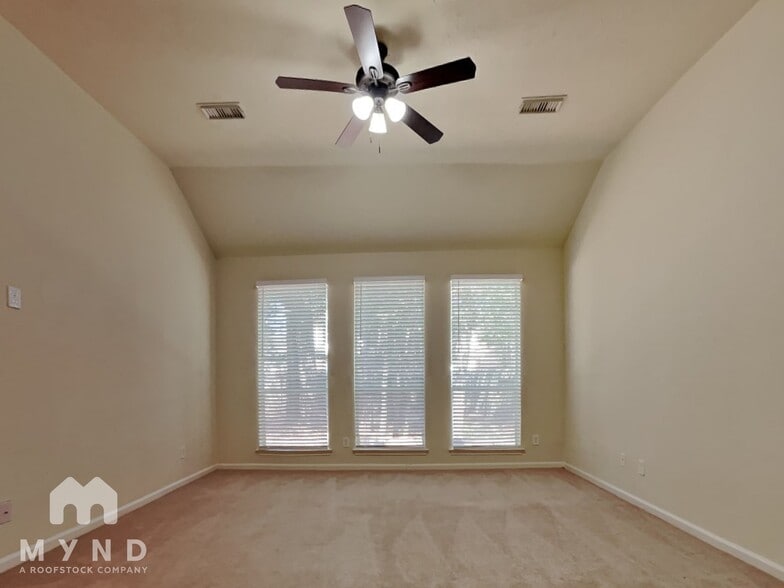 Building Photo - 28306 Peper Hollow Ln