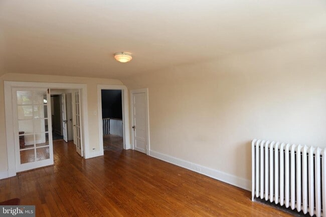 Building Photo - 730 St Johns Rd