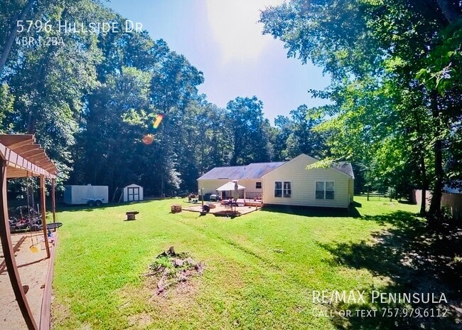 Building Photo - 5796 Hillside Dr