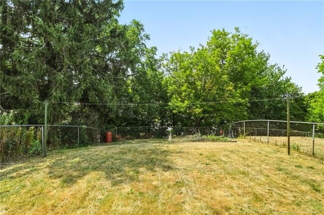 Building Photo - 229 Clairmont Ave