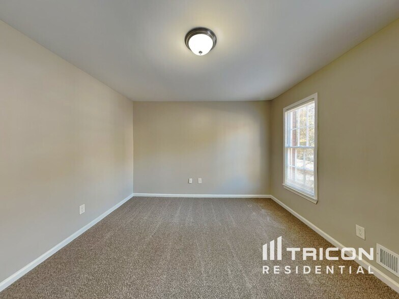 Building Photo - 3560 Erdly Ln