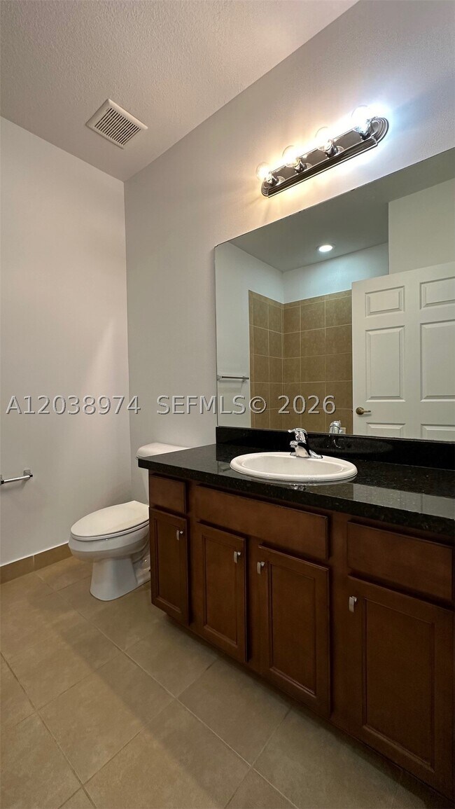 Building Photo - 966 SW 147th Ave