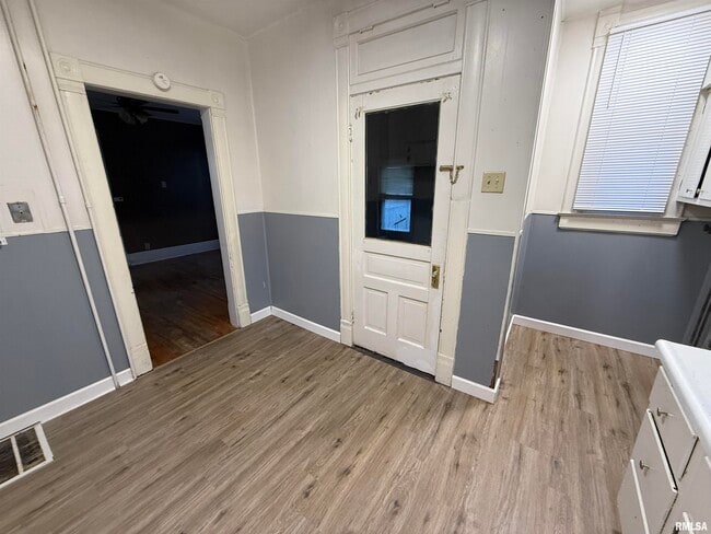 Building Photo - 2635 N Missouri Ave