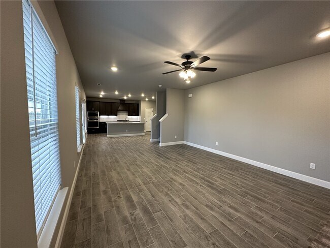 Building Photo - 2040 Tallgrass Ter