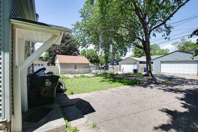 Building Photo - 4BD 2BA House in Saint Paul. AVAILABLE JUN...