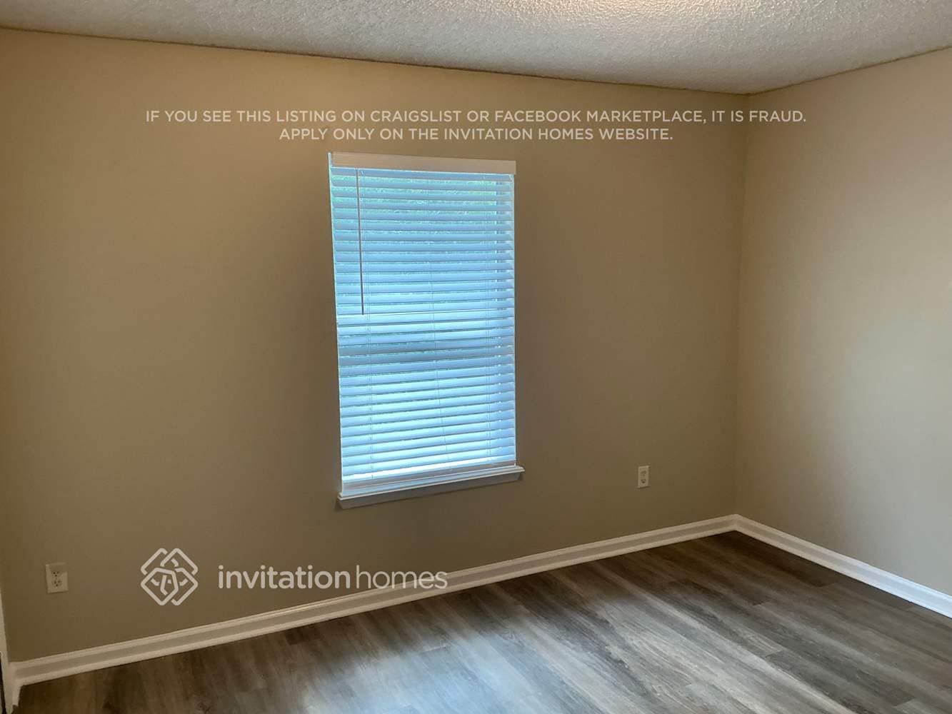 Building Photo - 13581 Ashford Wood Ct E