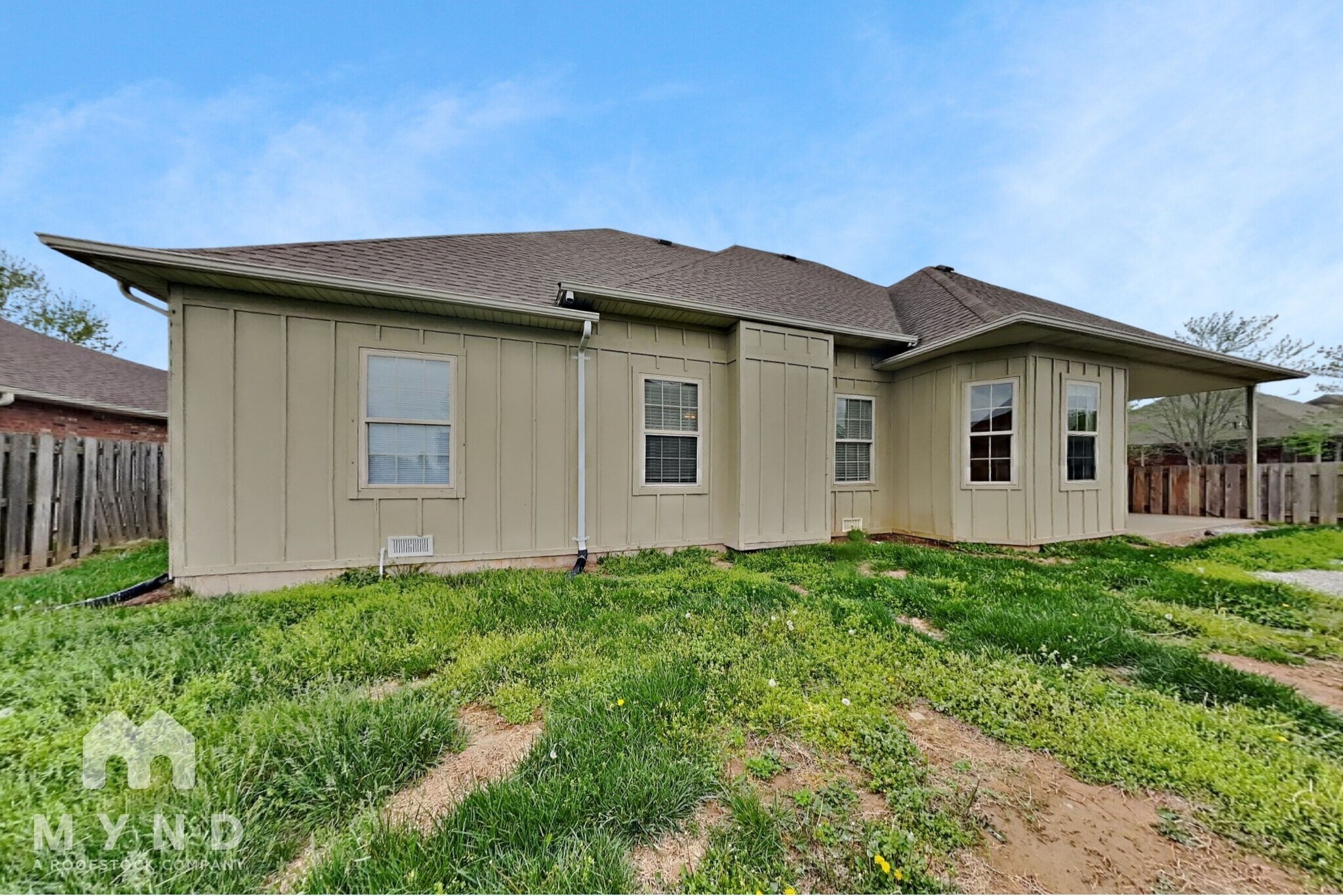 Building Photo - 5651 N 13th Ave