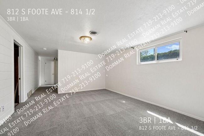 Building Photo - 812 S Foote Ave