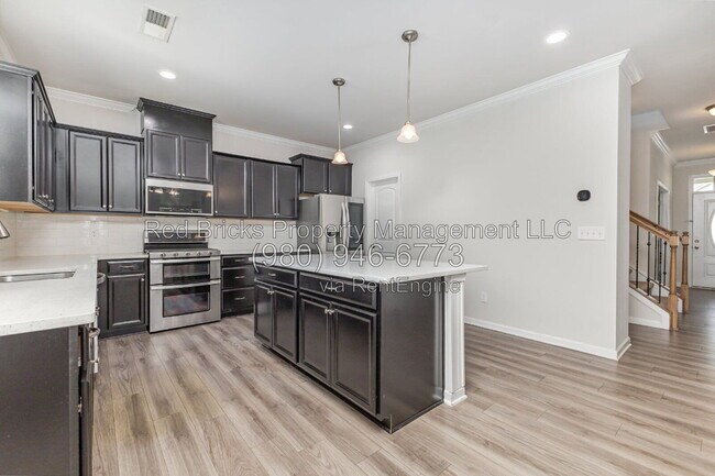 Building Photo - 17322 Carolina Hickory Dr
