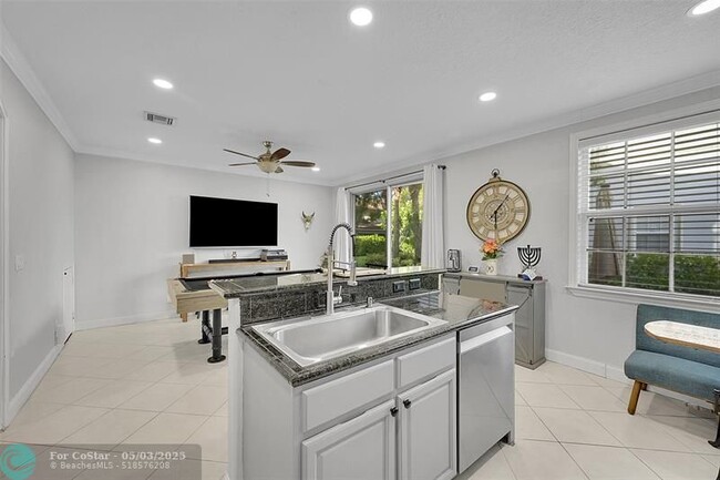 Building Photo - 81 Legacy Ct