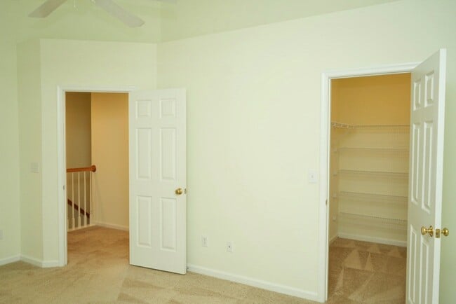 Building Photo - 1119 Somerchase Ct