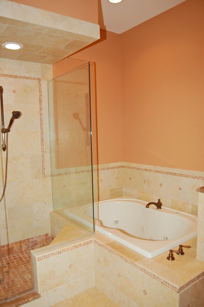 Building Photo - 8336 Verbena Ln